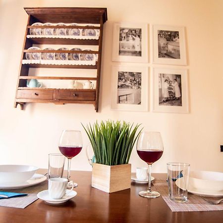 Manno 81 - Charming Historic Apartment カリアリ エクステリア 写真