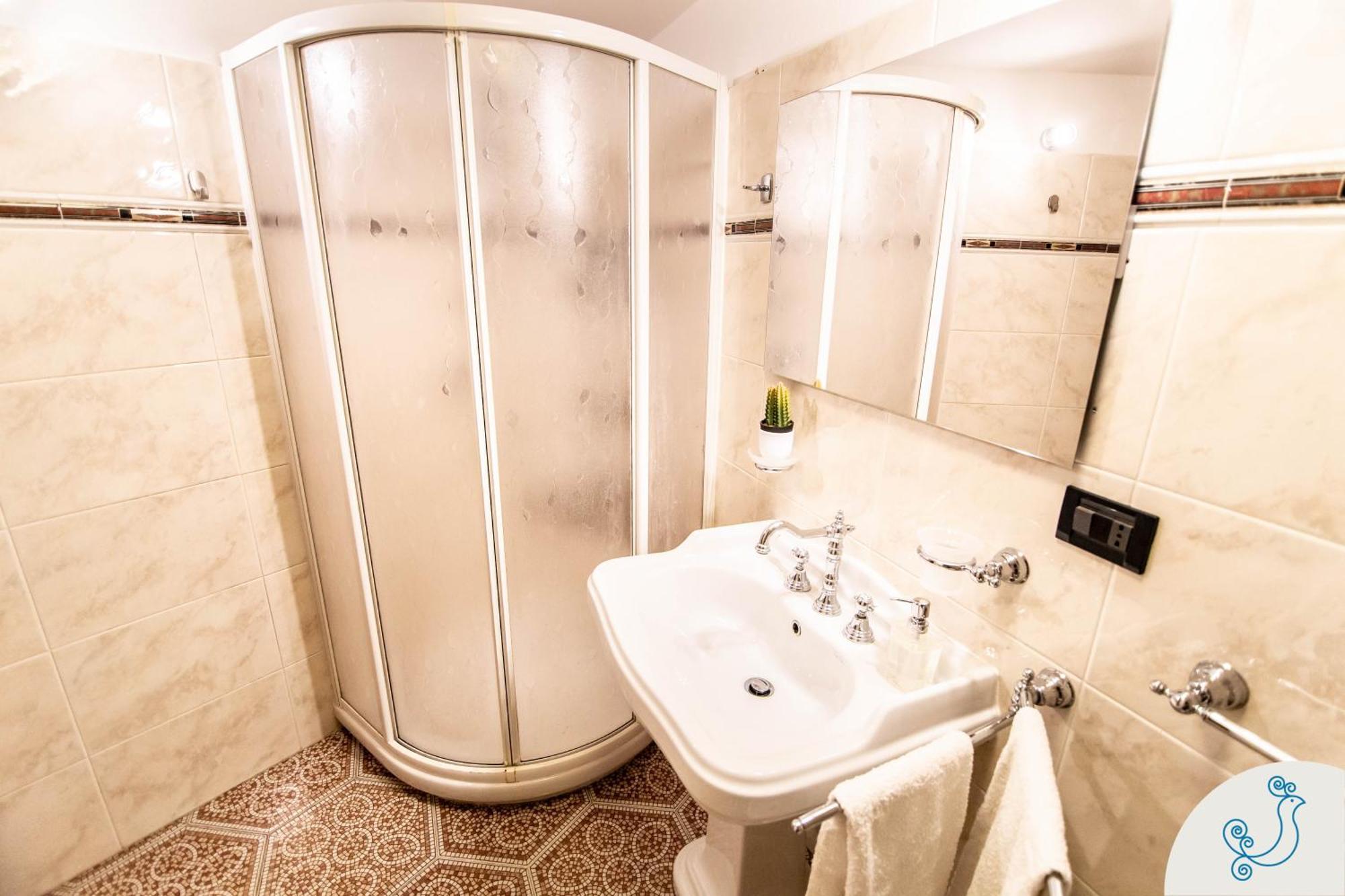 Manno 81 - Charming Historic Apartment カリアリ エクステリア 写真